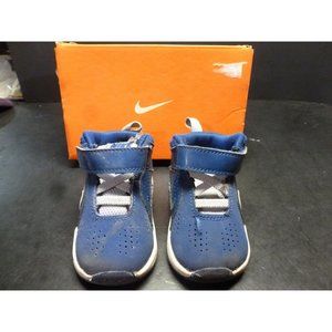 Nike TEAM HUSTLE D 6 Toddler Boys Blue/Wolf Grey-White Shoes SIZE 3C